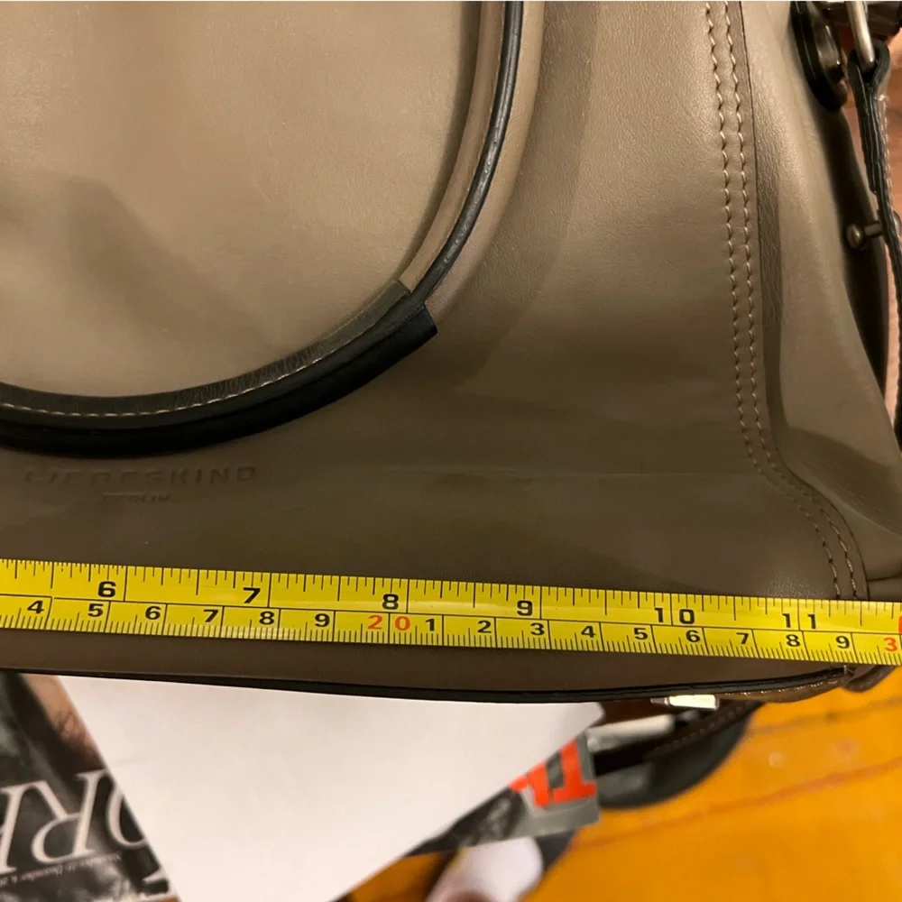 NWOT Liebeskind leather grey handbag/purse - Picture 5 of 8